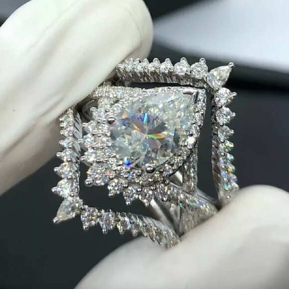 NEW 18k White Gold Diamond Ring Statement Ring - Picture 1 of 6